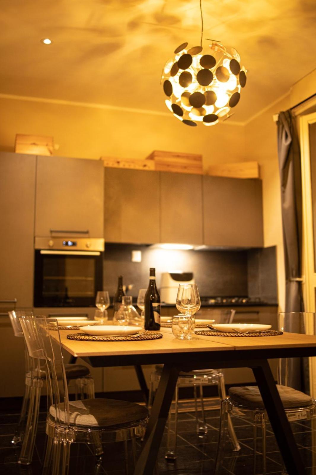 Apartment And Cozy Designer With Special Price Spring 2025