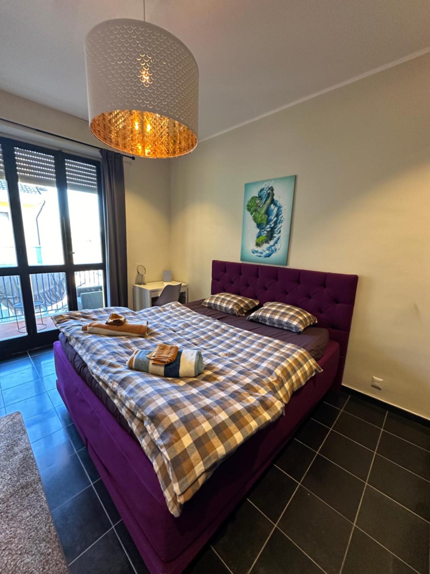 Apartment And Cozy Designer With Special Price Spring 2025